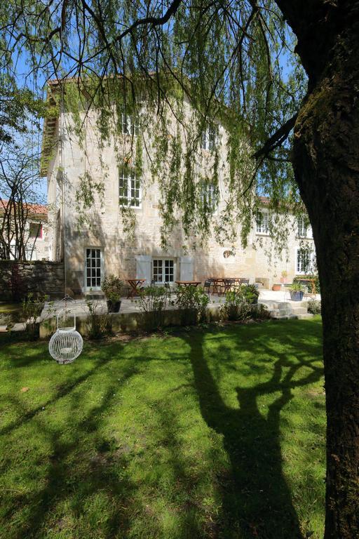 Hotel Le Moulin De Nanteuil à Migné-Auxances Extérieur photo